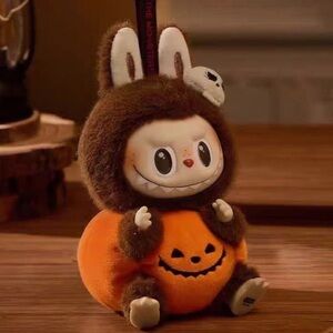 POPMART Halloween/Pumpkin Labubu-Brand New